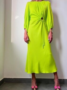 Lime Circle Cut Out Lenzing™ Ecovero™ Viscose Midi Dress